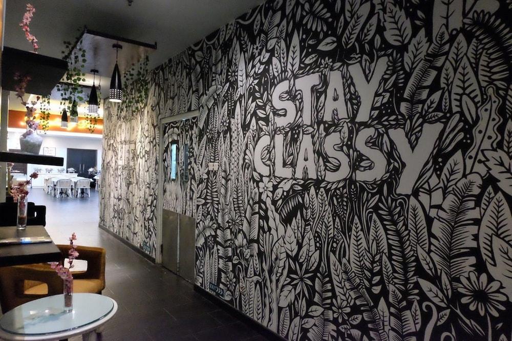 جراند دارمو سويت باي أميثيا تفاصيل الفندق من الداخل