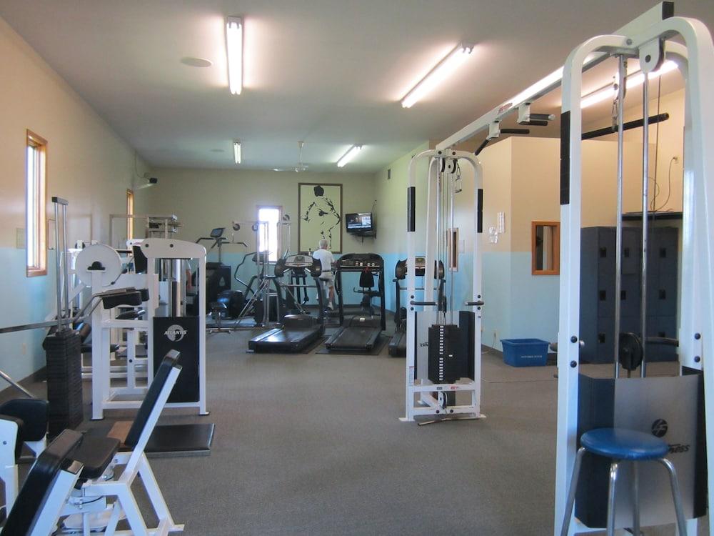 ريد باين إن آند كونفرانس سينتر صالة الألعاب الرياضية