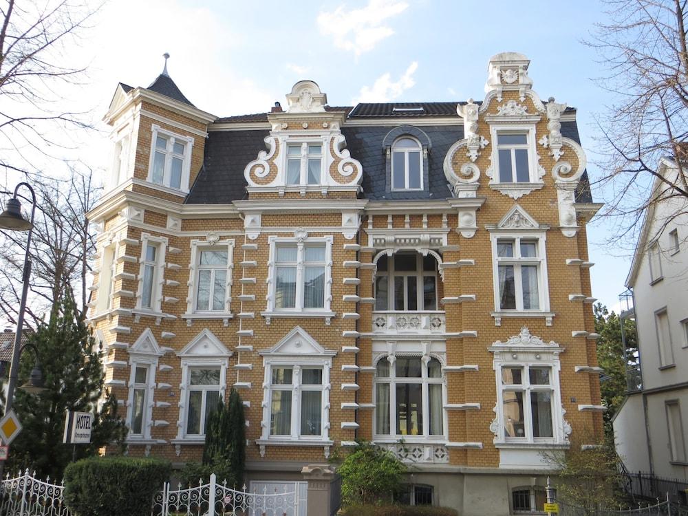 هوتل كرونبرينزين