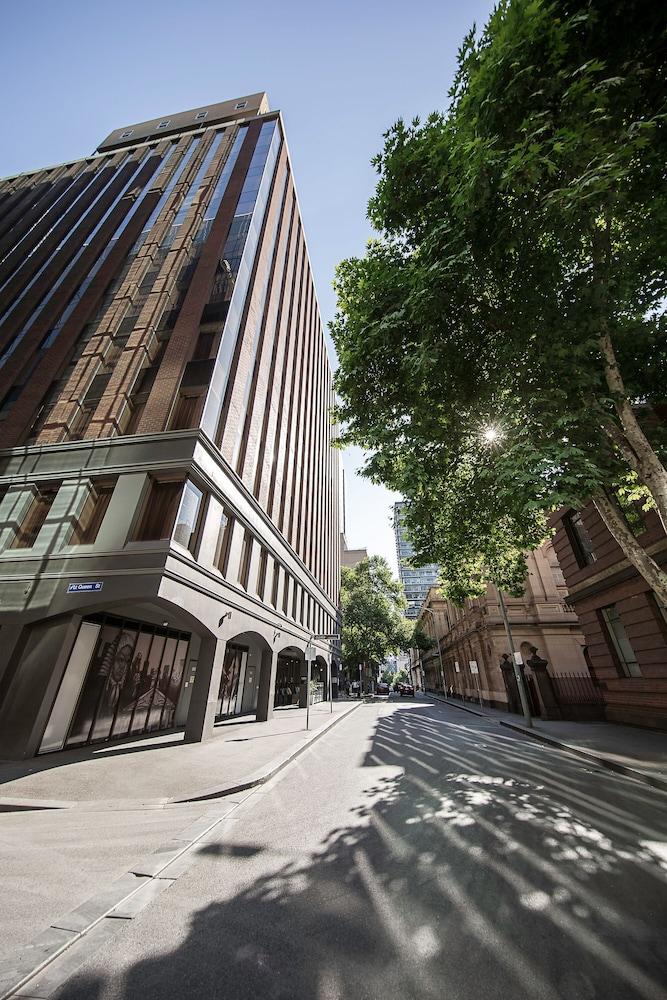 Mantra on Little Bourke Melbourne Exterior