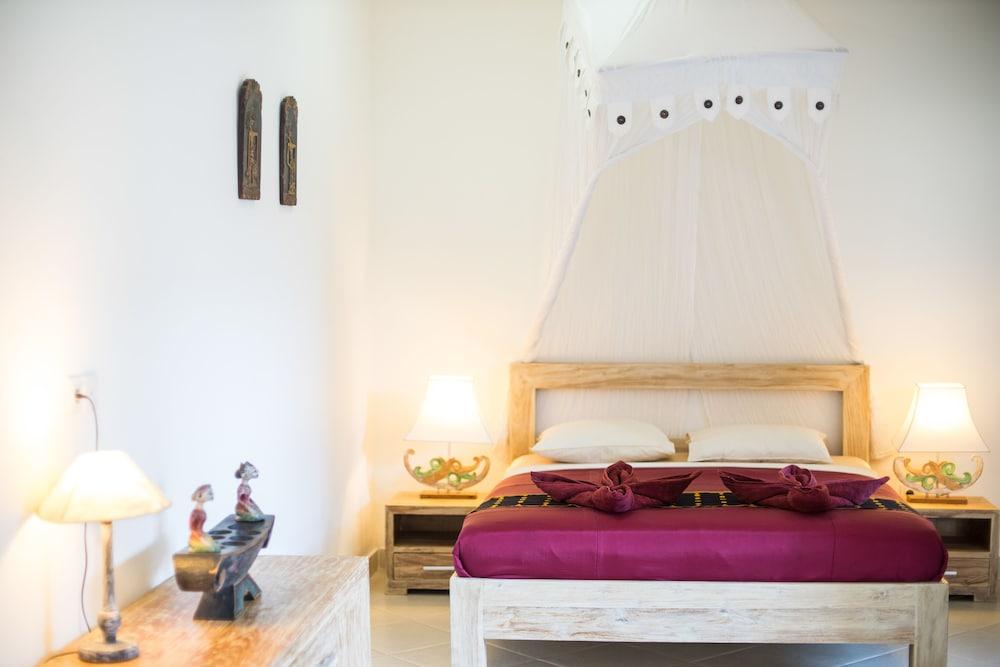 Soa Wonga House Room