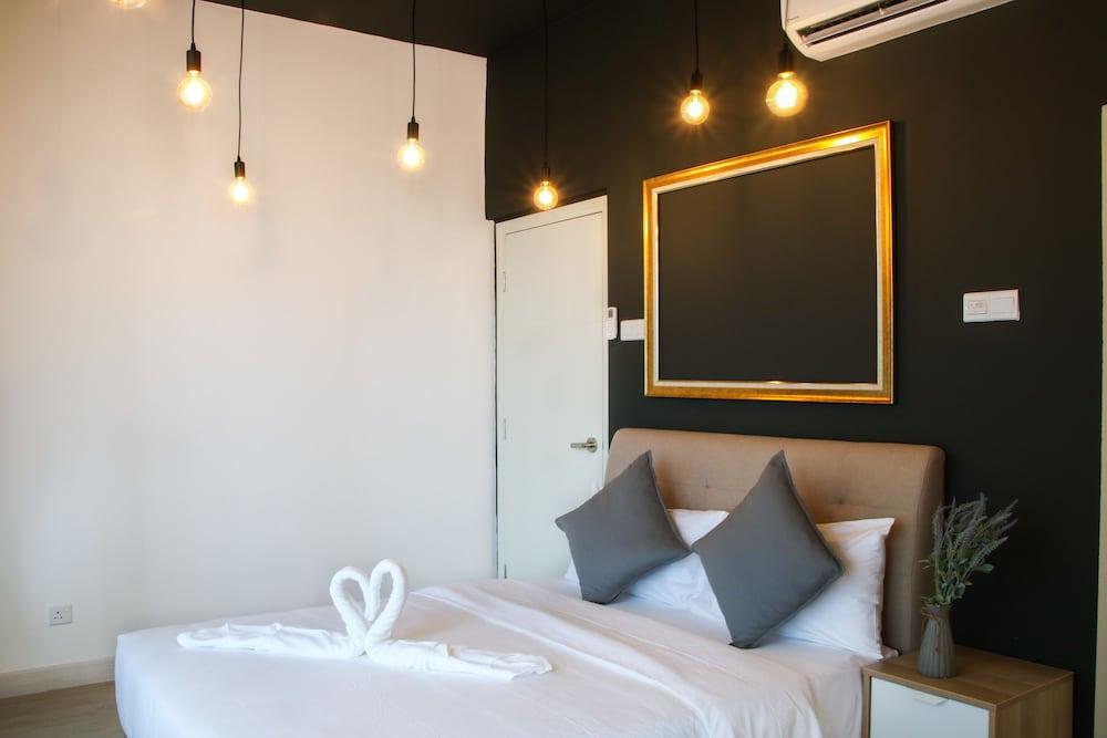 فيكتوريا هوم آرتي بلس أخرى