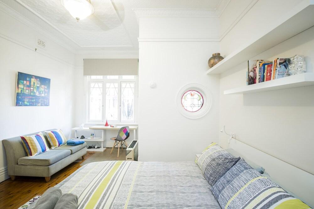 The Cov House Room