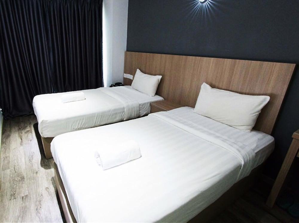 ألتيرا هوتل