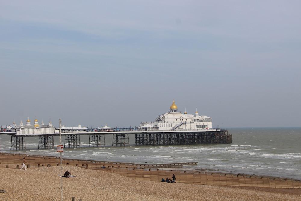 Ravilious Beach