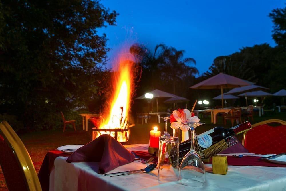 آيزاك والتون هوتل المنطقة الخارجية