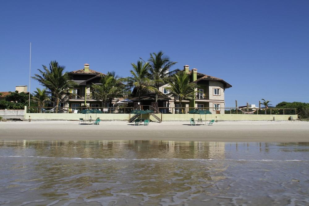 مورادا بادين بادين الشاطئ