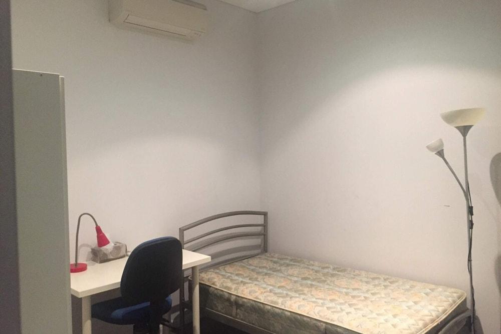 صن درينتشد 3 بد روم أبارتمنت إن توريلا غرفة