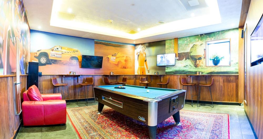 باستيون هوتل مطار أمستردام بلياردو