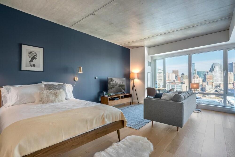 Luxurious Studio in the Seaport District Featured Image