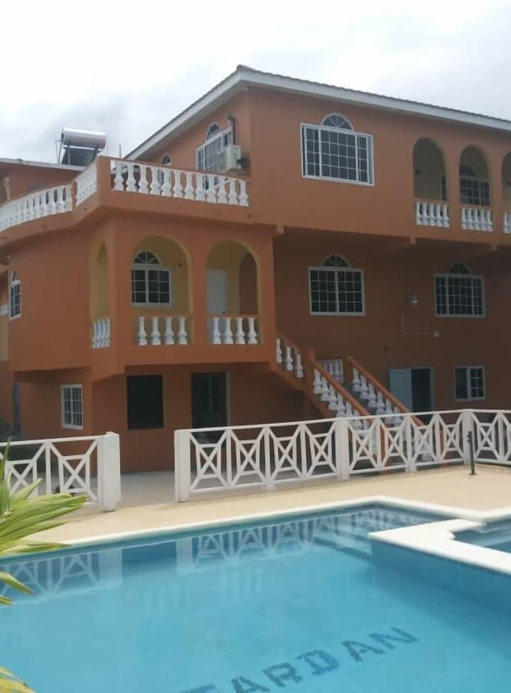Lagardan Ocean View Exterior