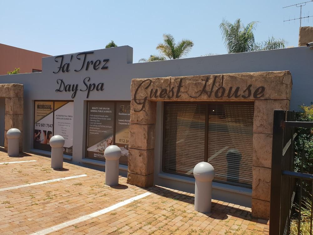 Fa Trez Guest House and Spa