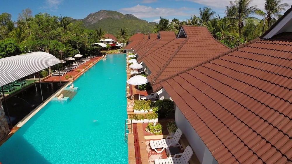 The Privacy Beach Resort & Spa Featured Image