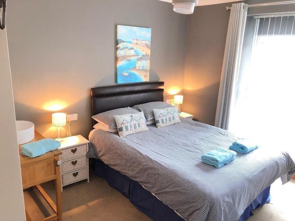 Crossvilla Guest House