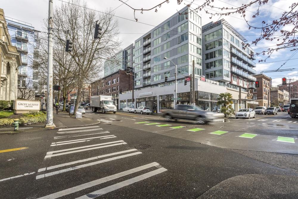 دوميسايل سويتس آت كوف المنطقة الخارجية