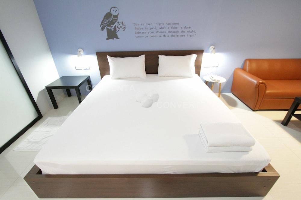 Eazy Motel Bangna Room