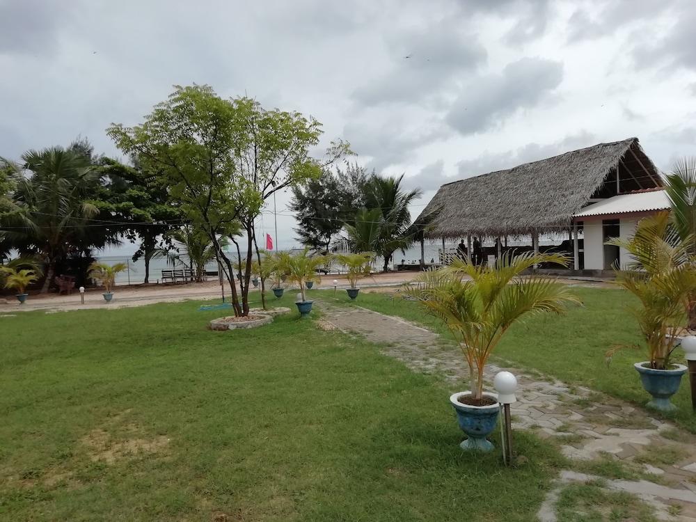 إشا بيتش ريزورت