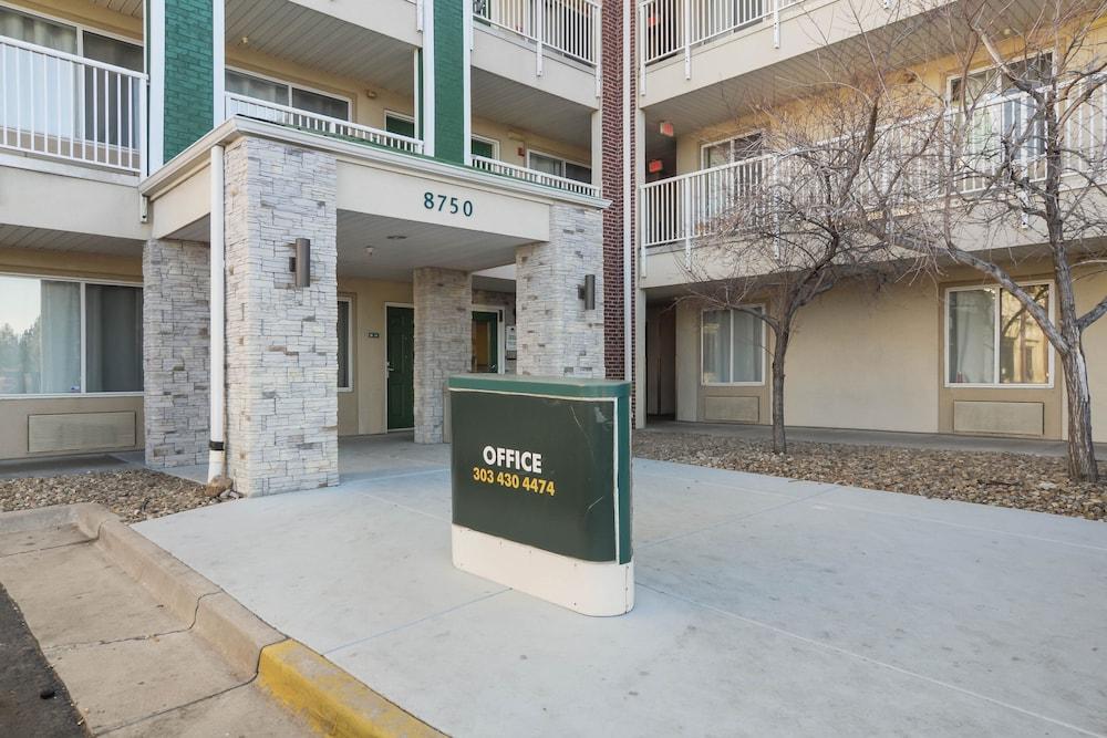 هوم تاون ستوديوز باي رد روف دنفر - ثورنتن المنطقة الخارجية