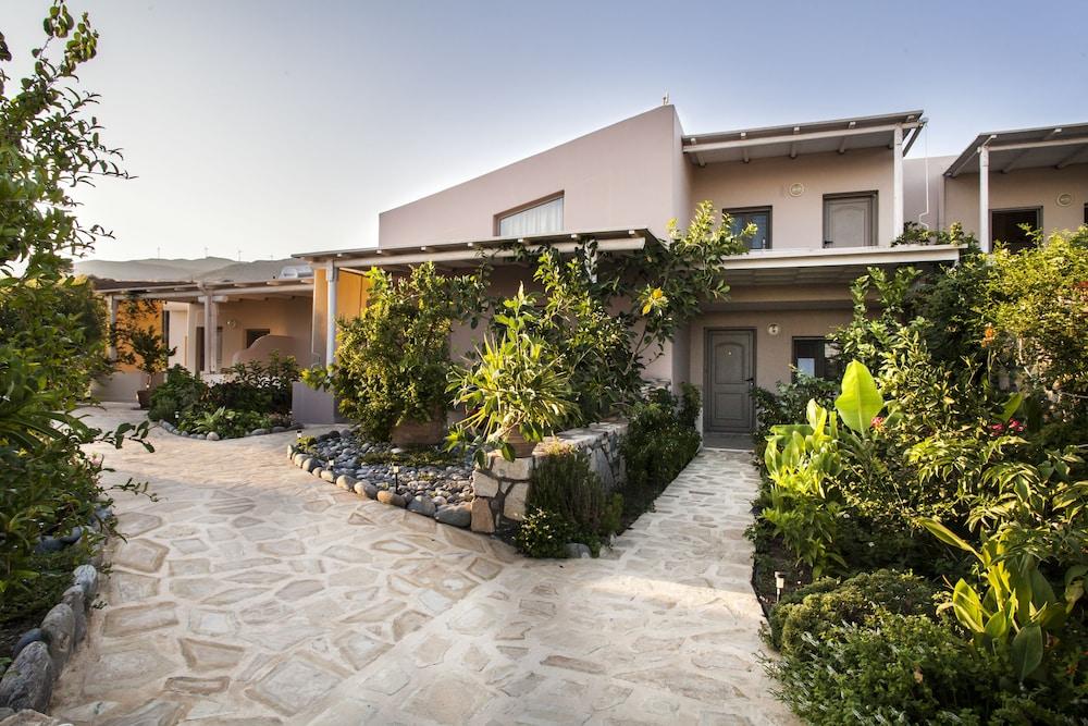 Mythos Suites Diskos Featured Image