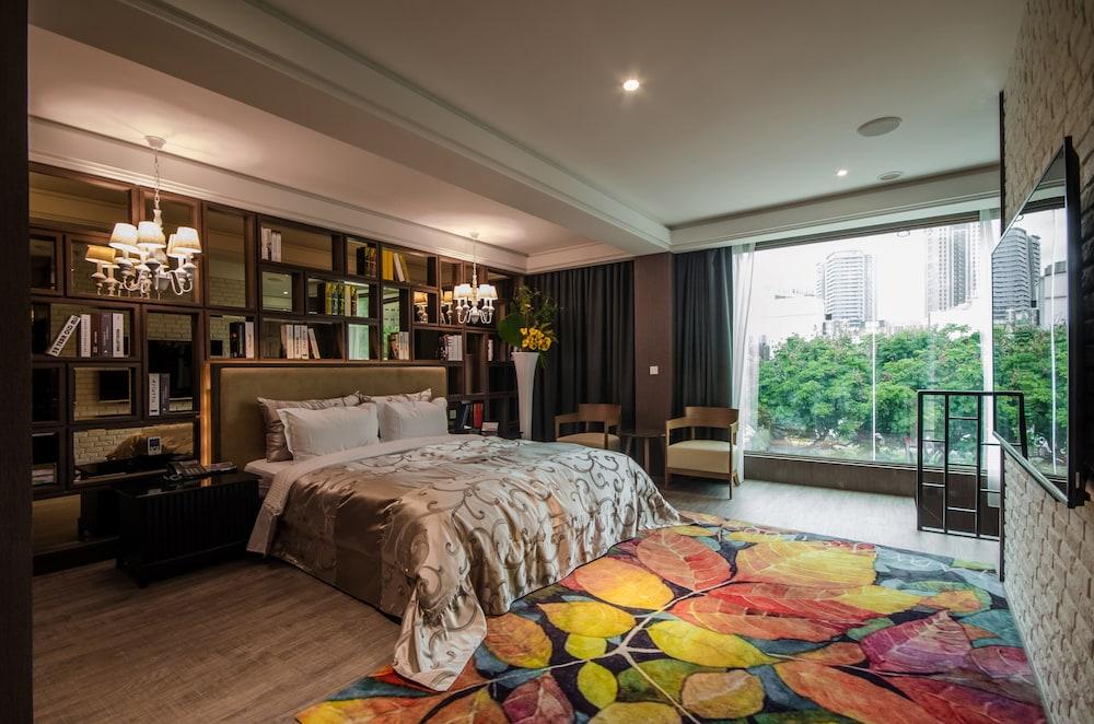 ه آند  ديزاين هوتل