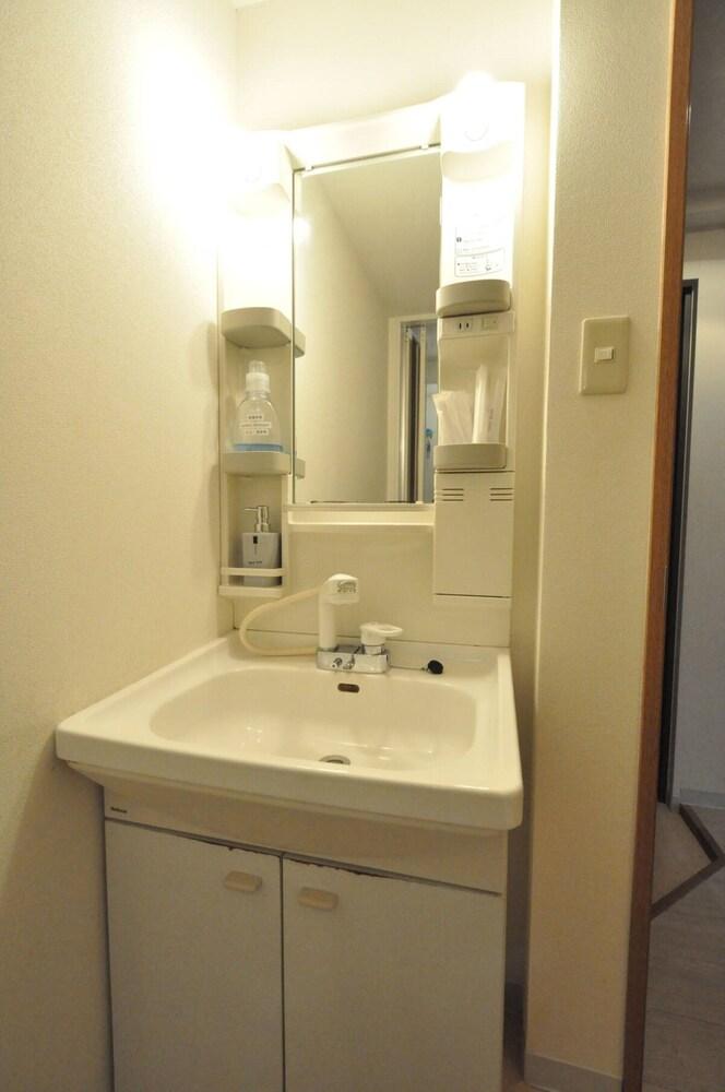 إيكمينامي6جو ريزيدنس 803 حمام