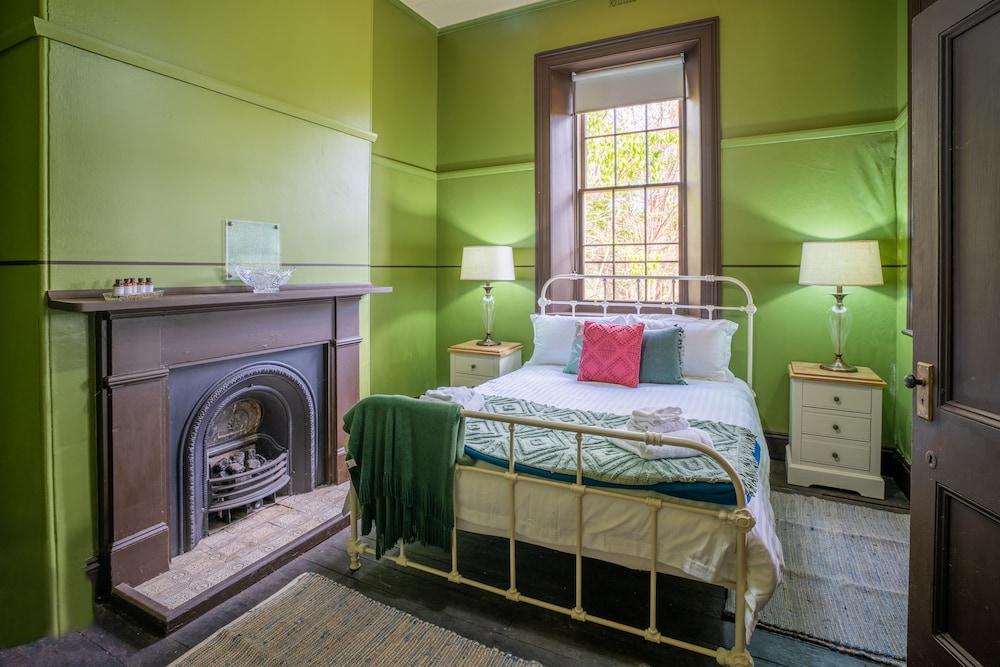 Post Office Residence Room