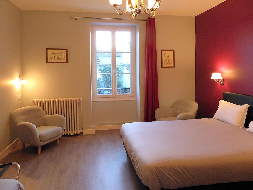 Hôtel Le Dormeux Room
