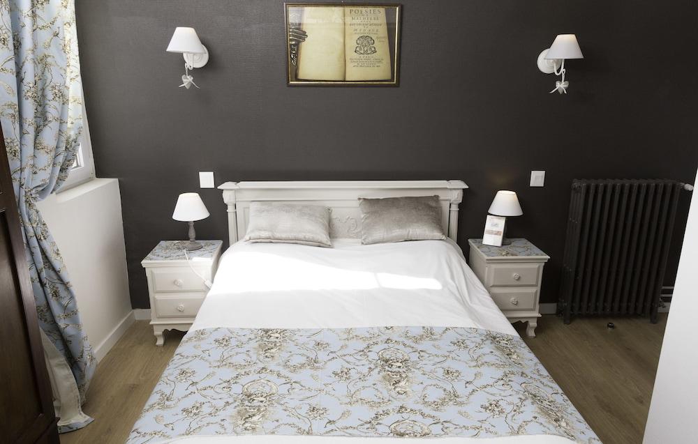 فيلا ليه موت باسانتس غرفة