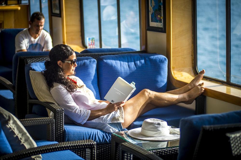 Captain Cook Cruises, Fiji's Cruise line