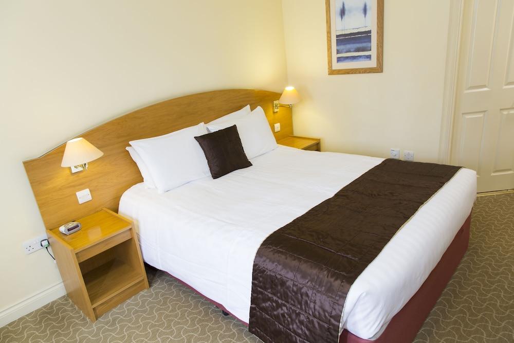 The Cherry Tree - Inn Room