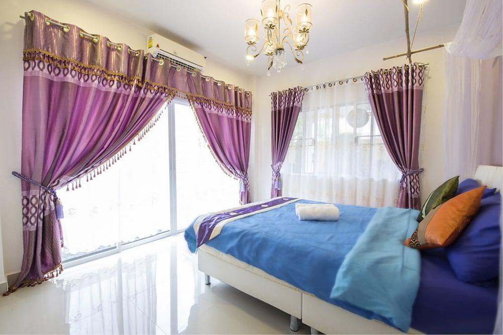 Baan Jing Jai HuaHin Pool Villa Room