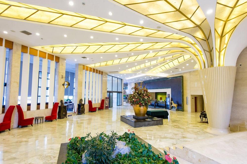 بلو بالاس هوتل