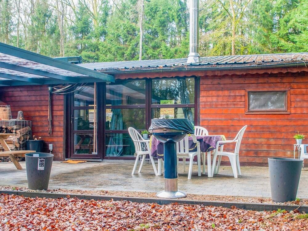 Cosy Chalet in Oignies-en-thiérache With an Private Garden Exterior