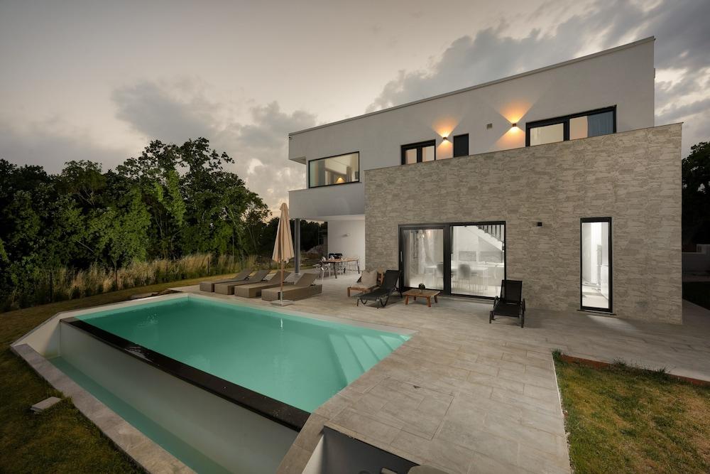 Villa Krnica
