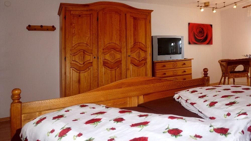 Pension Schwalbennest Room