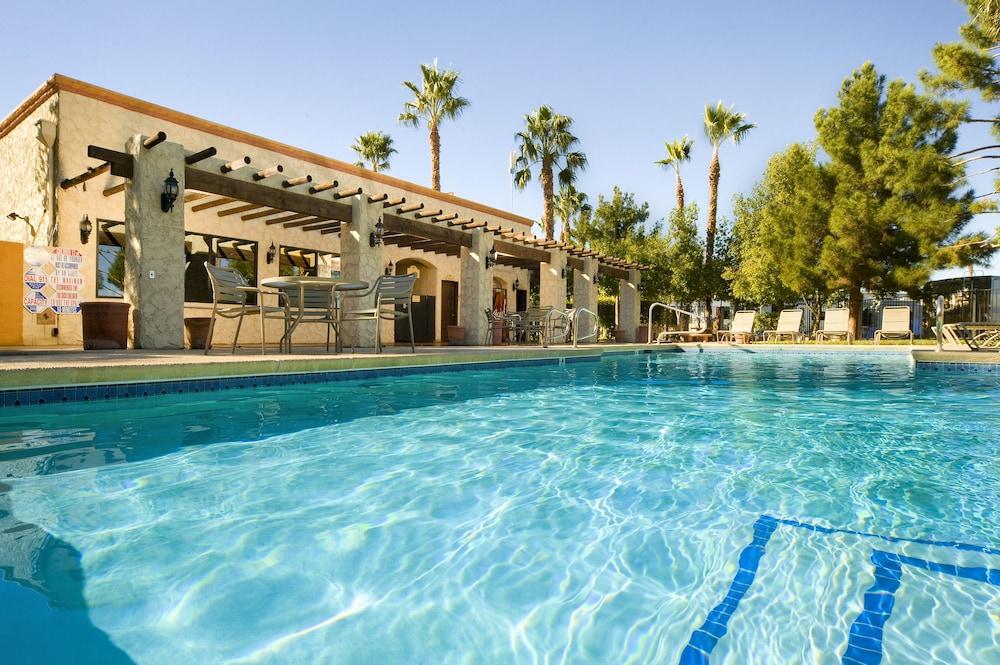 أريزونا تشارليز بولدر زحليقة مائية