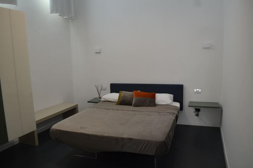 Corte Cairoli B&B and Suite Room