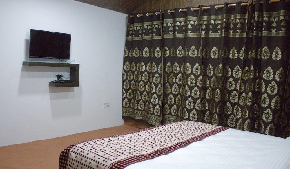 Rangyul Resort Room