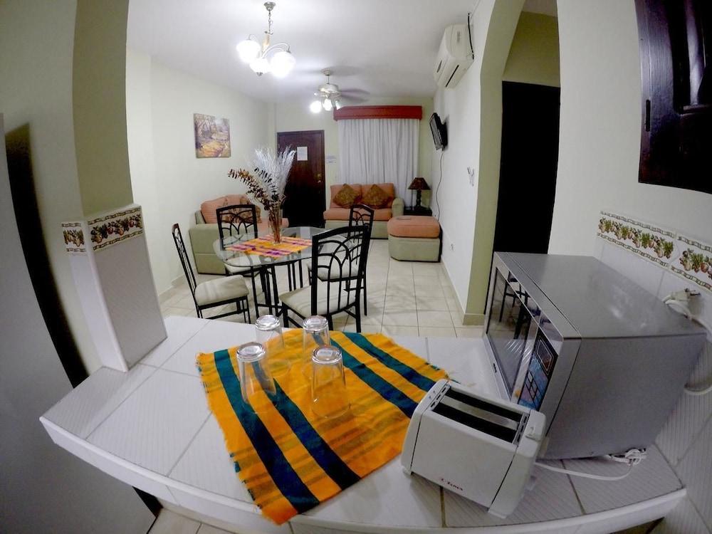 TRAVEL SUITES