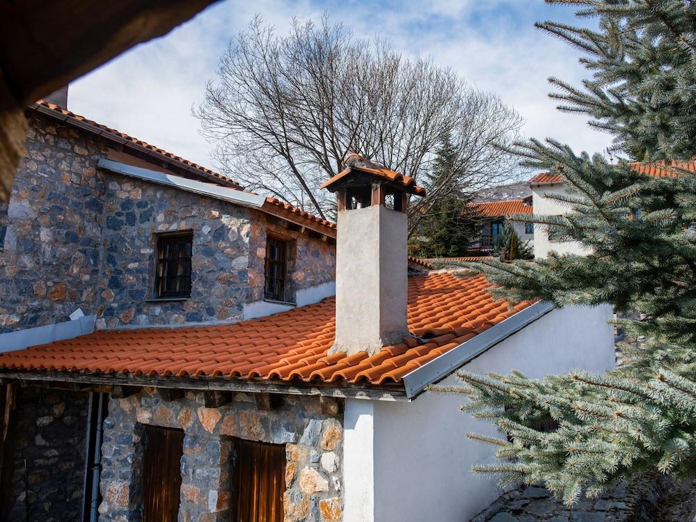 إنتيسينج هوليداي هوم إن بيلا ويذ جاردن