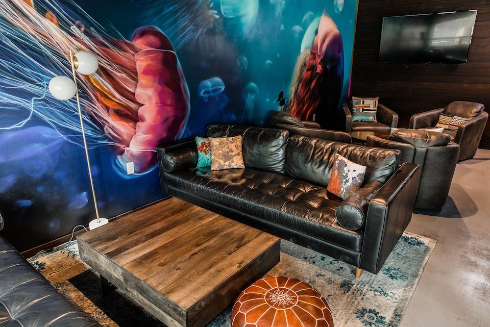 دوميسايل سويتس آت كوف منطقة الجلوس في الردهة