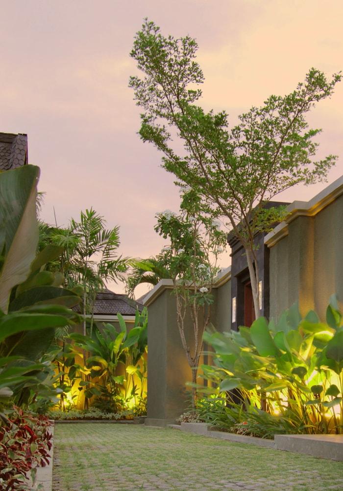 The Ulin Villas and Spa - by Karaniya Experience Fitness Facility