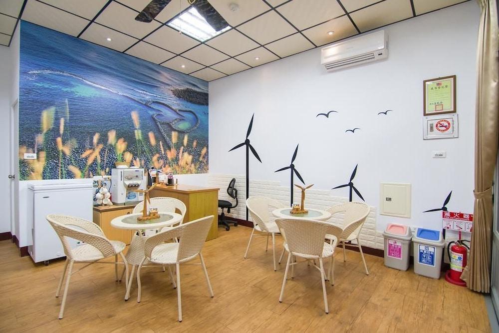 Feng Dao Homestay Lobby Sitting Area