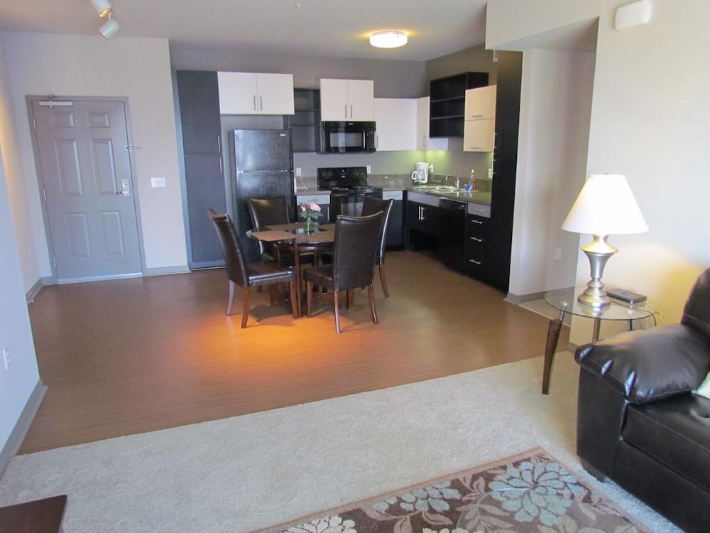 ريزورت ستايل ووك تو ذا بيتش