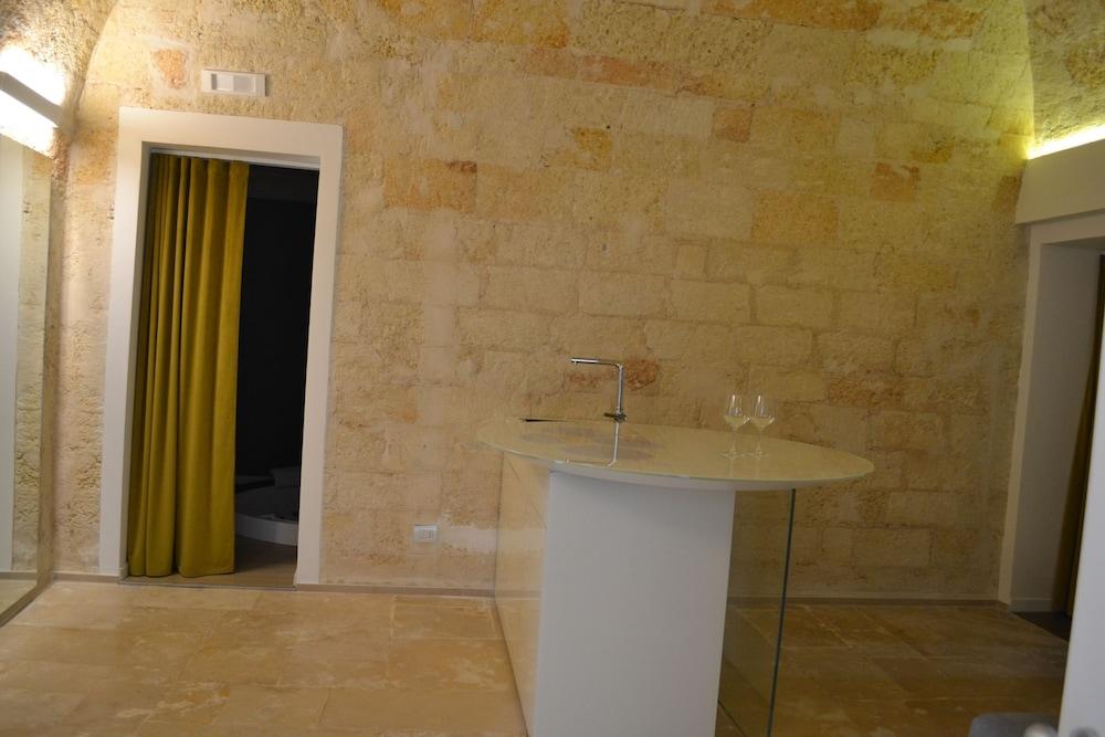 Corte Cairoli B&B and Suite Interior Detail