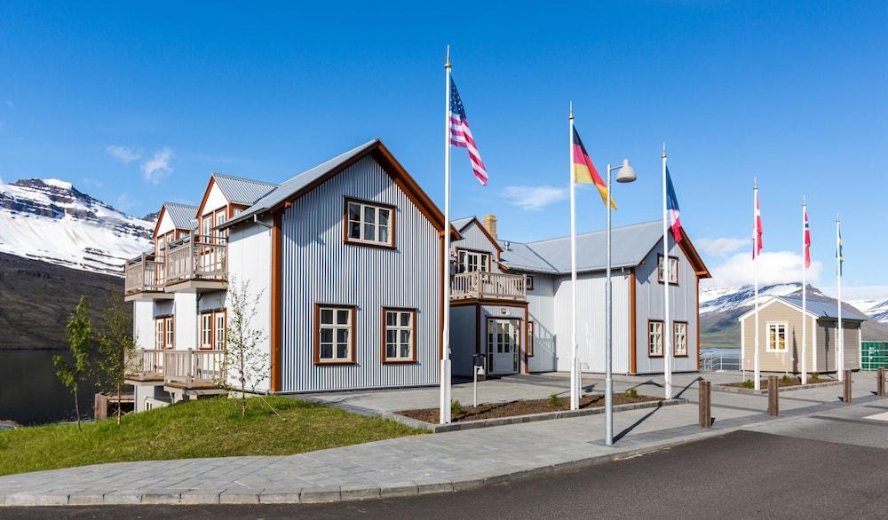 Fosshotel Eastfjords Exterior