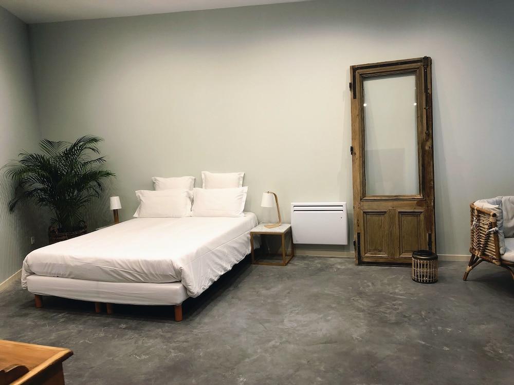 نوي أون فيل - رو بومبيدو غرفة