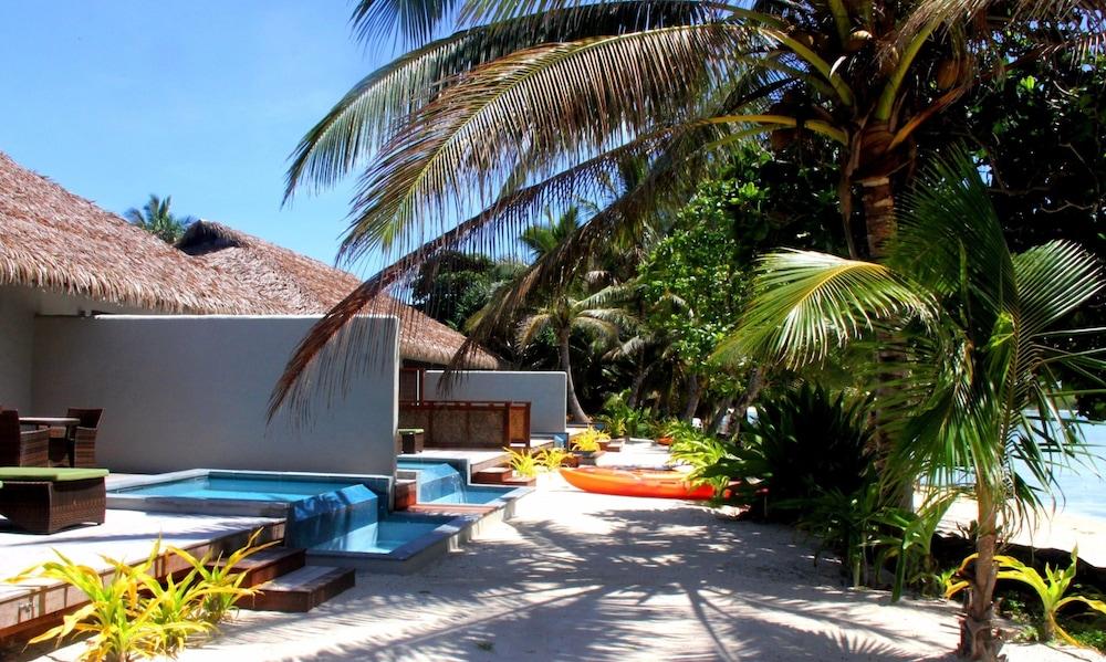 Nautilus Resort Property Grounds