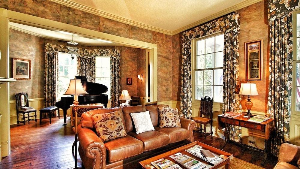 جاردن سونج بيد آند بريكفاست الردهة