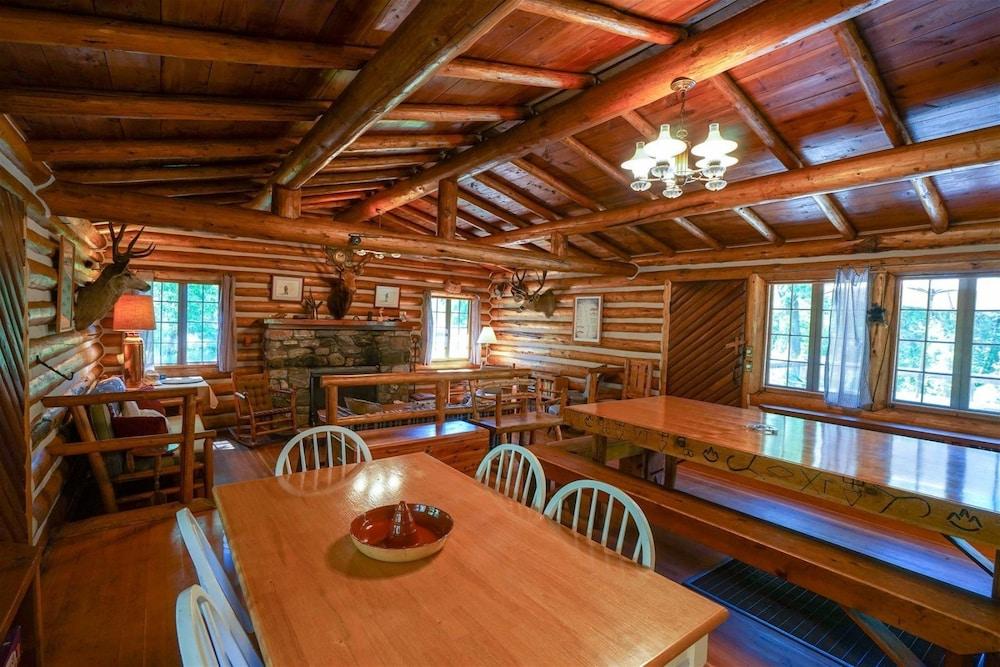Ennis - T-lazy-b Ranch Featured Image